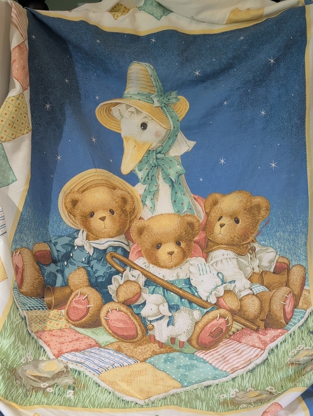 Vin Nursery Rhyme/Mother Goose Baby Blanket 41x31, Handmade